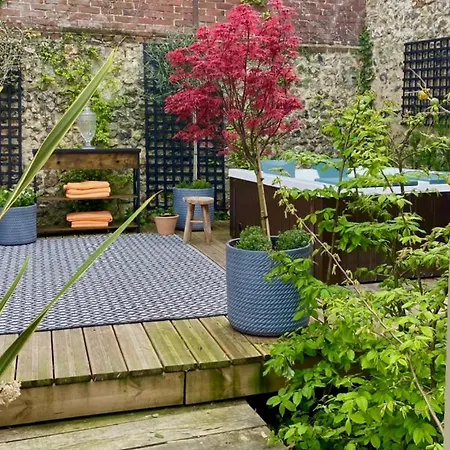 Bed & Breakfast Du Cedre Honfleur