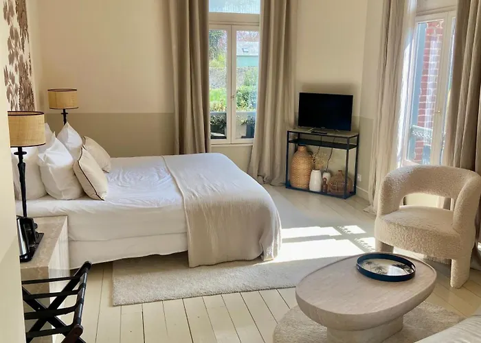 Bed & Breakfast Du Cedre Honfleur