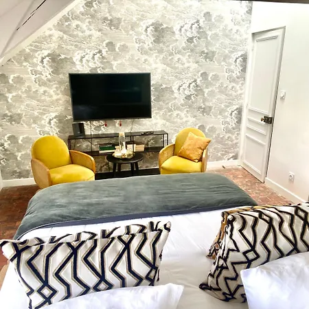 Bed and Breakfast Du Cedre Ονφλέρ