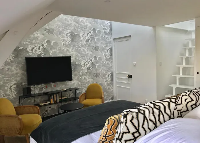 Du Cedre 住宿加早餐酒店 4*