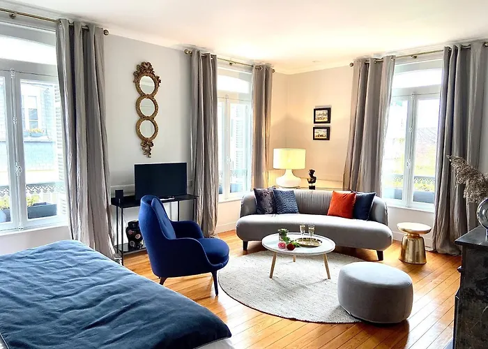 فندق مبيت وإفطار Du Cedre 4*