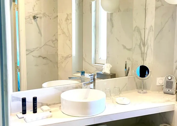 Du Cedre 4* 翁弗勒尔