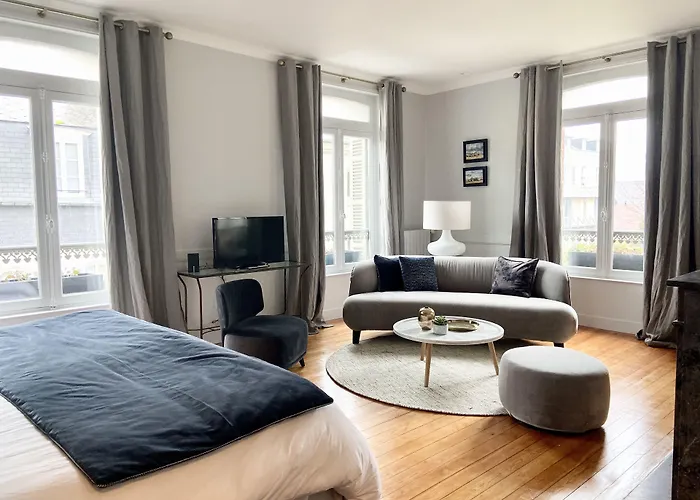 Du Cedre 翁弗勒尔