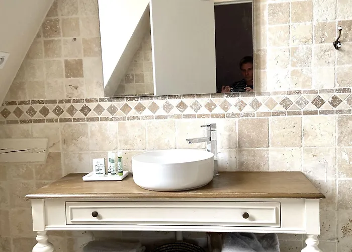 住宿加早餐酒店 Du Cedre